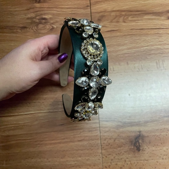 Green Rhinestone Embellished Headband main image 4